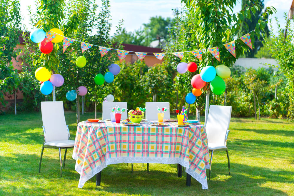 Qué necesitas para organizar una gran fiesta en el jardín