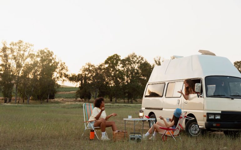 Camper